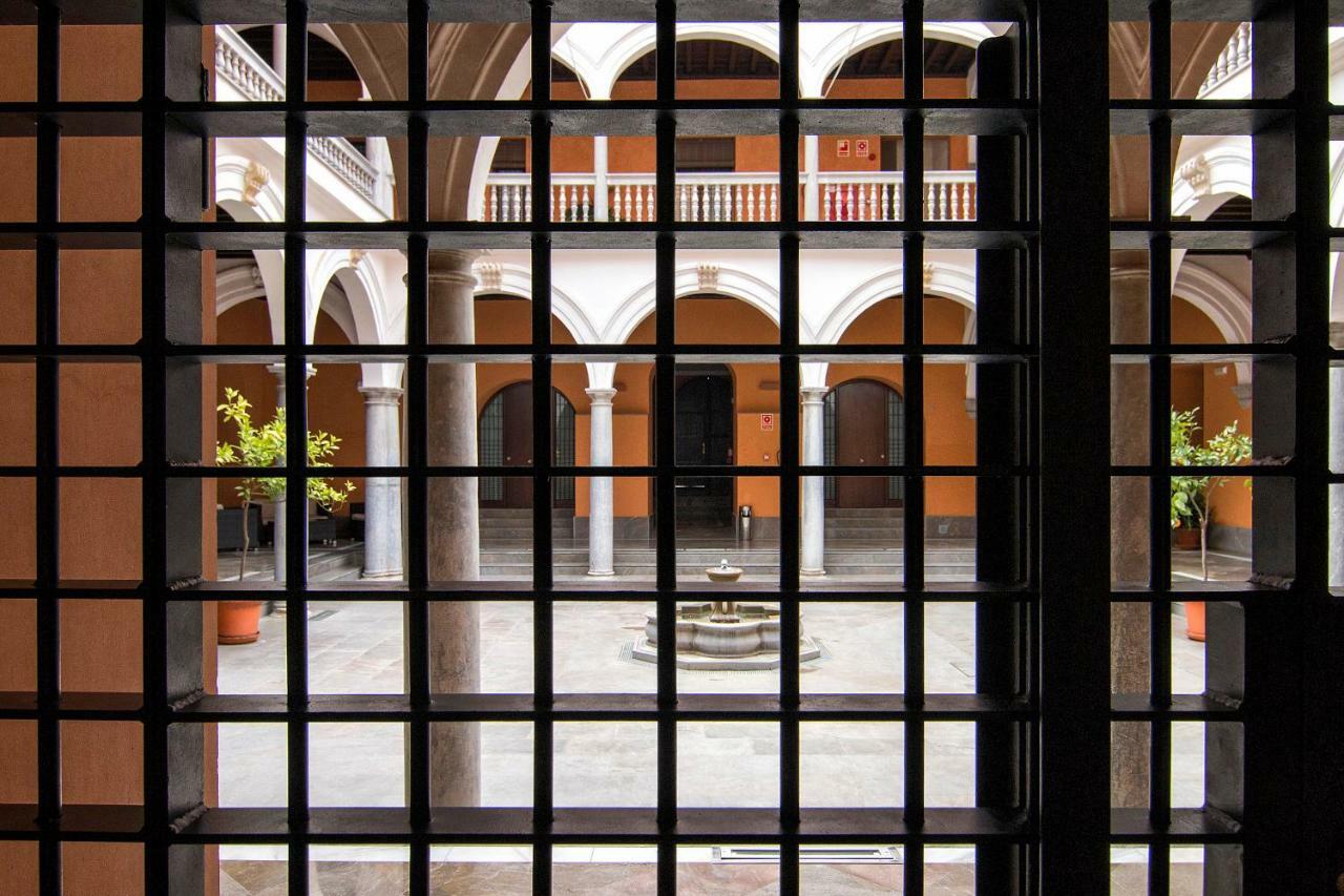 Apartamentos Palacio De Los Jeronimos Granada Exterior photo