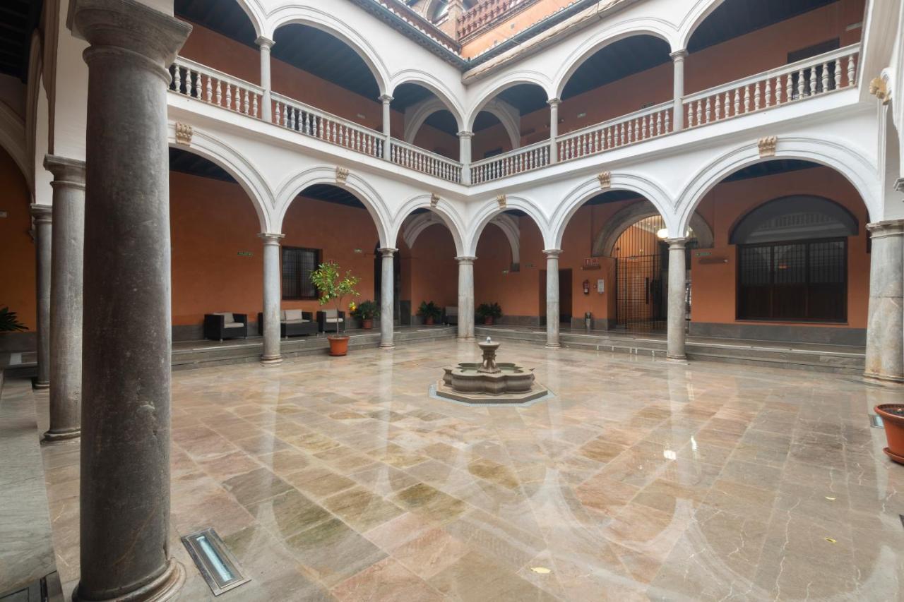 Apartamentos Palacio De Los Jeronimos Granada Exterior photo
